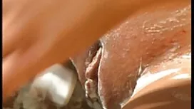 Nhỏ vụng về âm đạo k ...