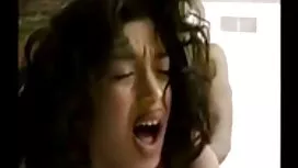 Cô gái xxx chay nuoc ...