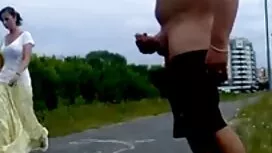 Cô gái vú tự phim se ...