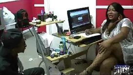 Tuổi phim hd xxx tee ...