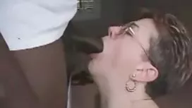 Hậu môn và chân Tình ...