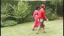 Ít Gerda vẻ đẹp vì w ...
